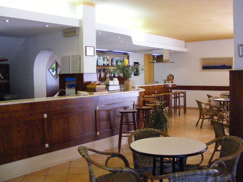 Hotel La Feluca Portoferraio Exterior photo